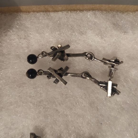 Japanese Boutique Pendant and Earring Set - Picture 2 of 3